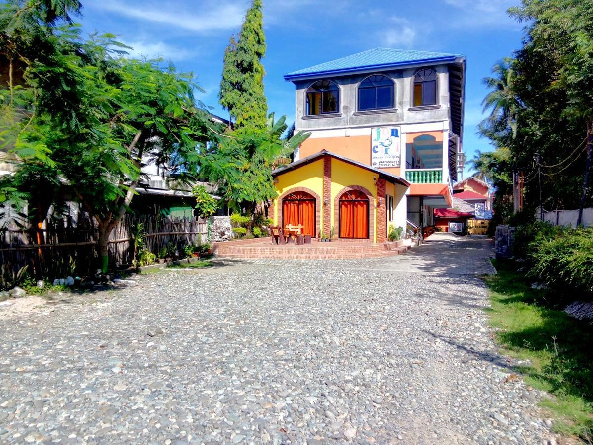 Jun And Carol Beach Cottages Pagudpud Buitenkant foto